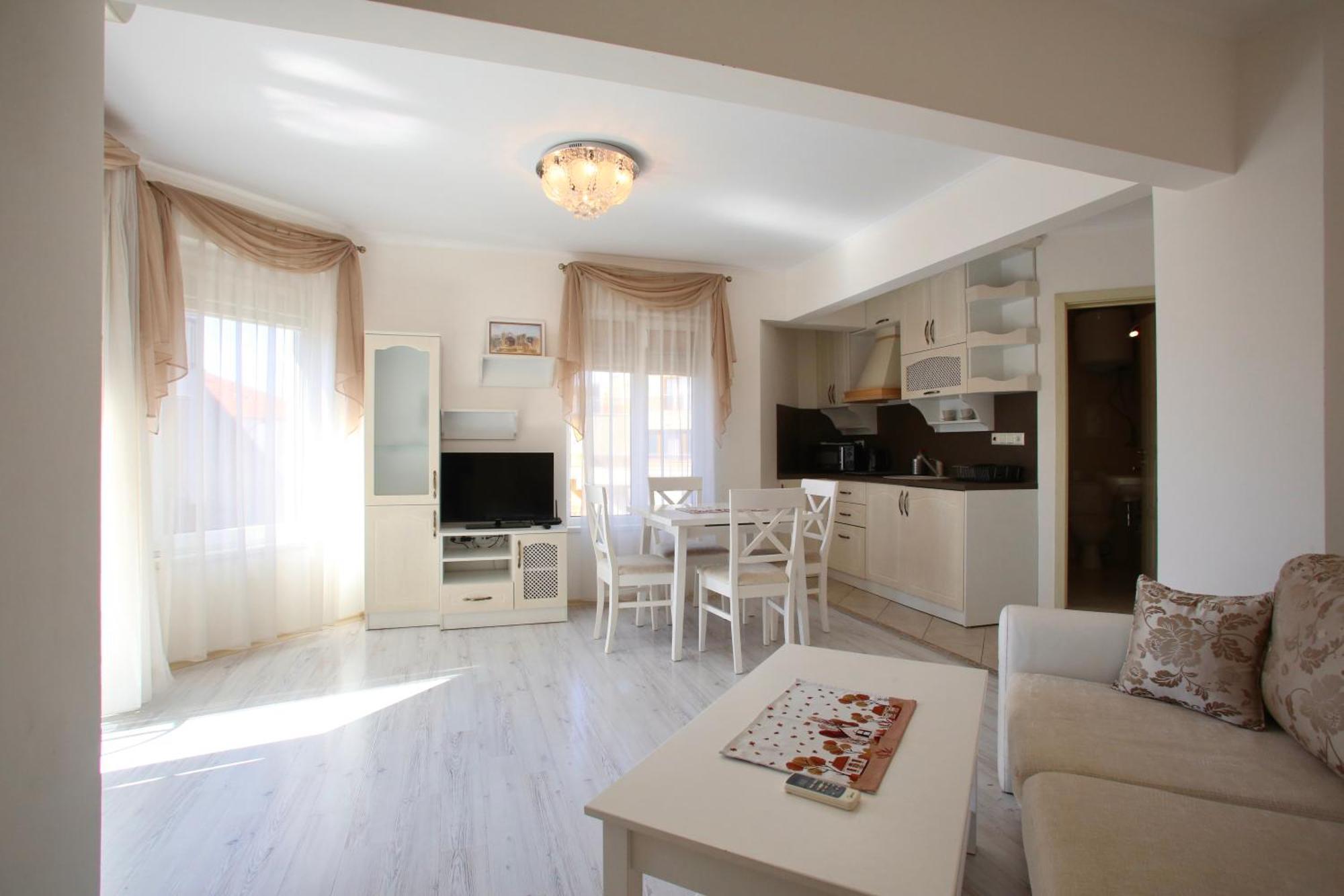 Villa Livia Boutique Apartments Ravda Exteriör bild