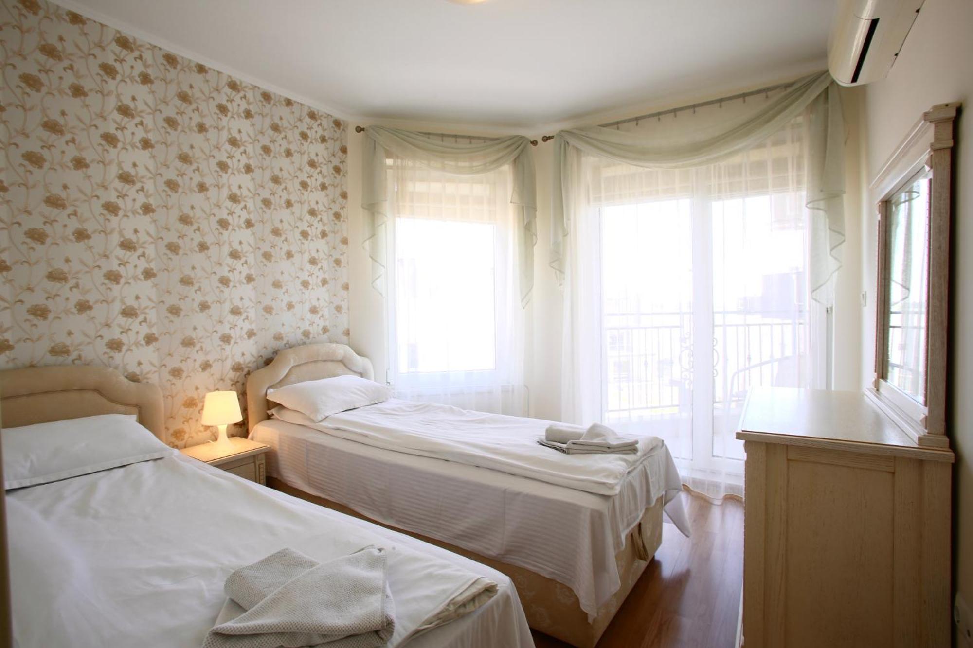 Villa Livia Boutique Apartments Ravda Exteriör bild